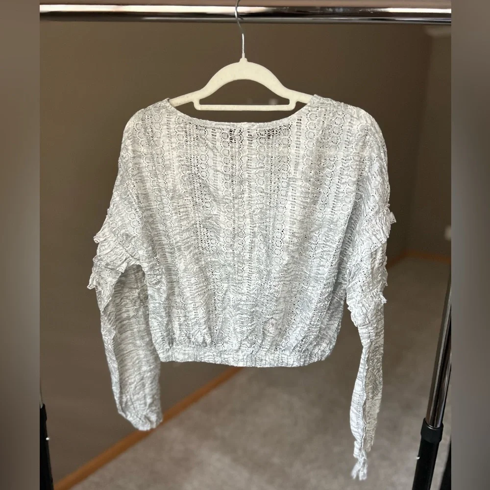 Zara Textured Ruffle Blouse - Picture 3 of 4